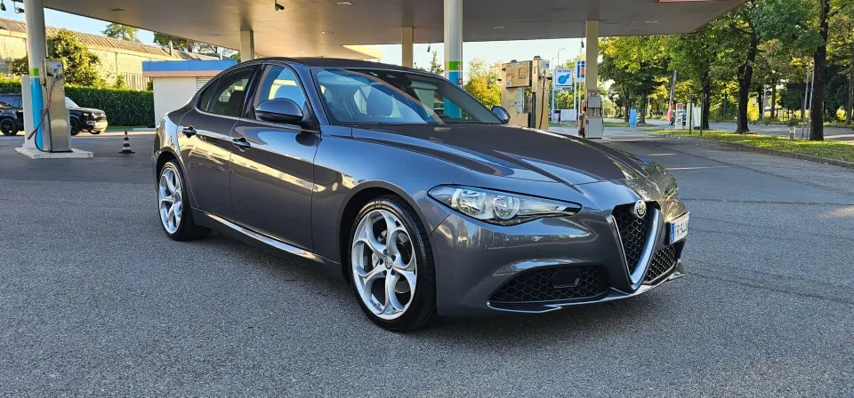 Alfa Romeo Giulia — foto 8
