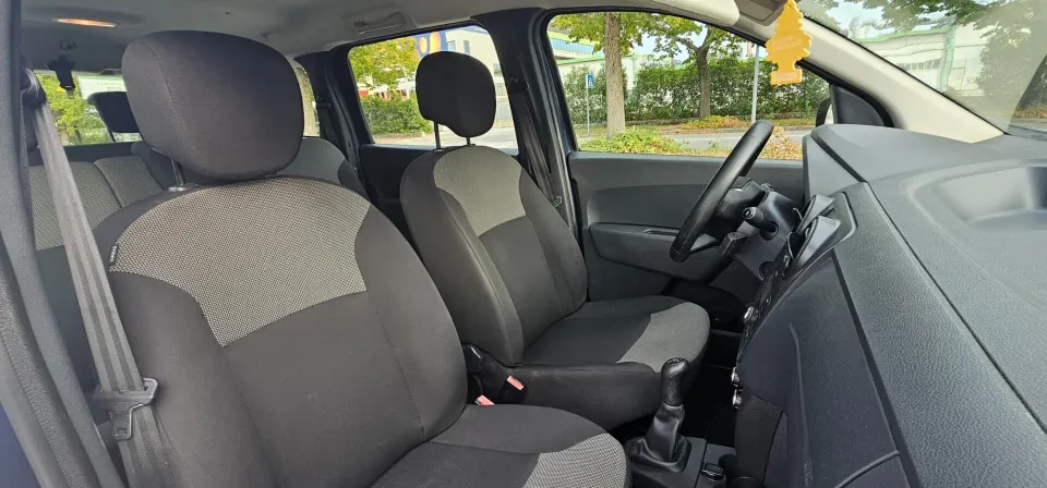 Dacia Lodgy — foto 18