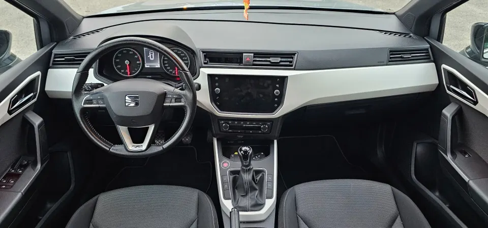 Seat Arona — foto 9
