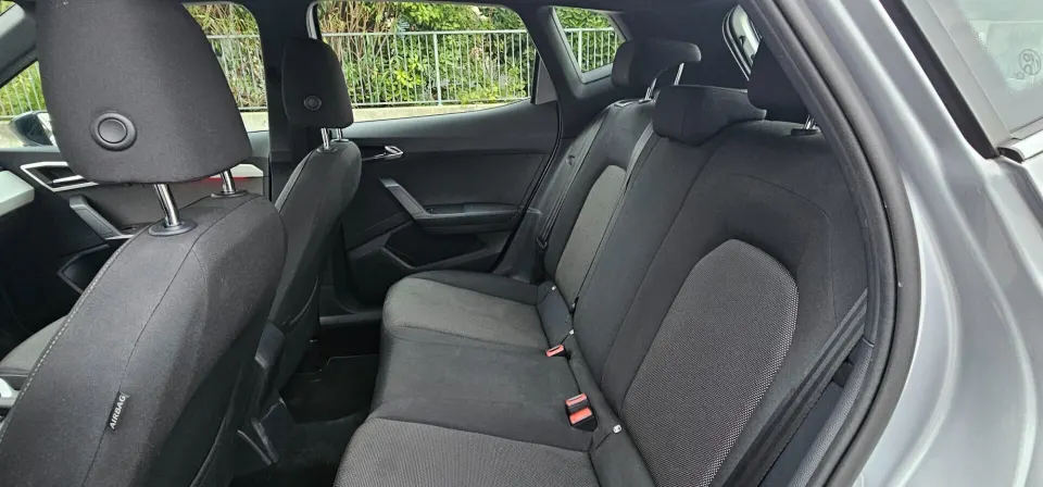 Seat Arona — foto 12